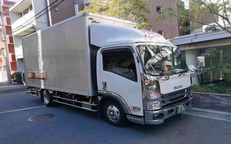 日本長(zhǎng)居帶家屬，日本投資經(jīng)營(yíng)簽證